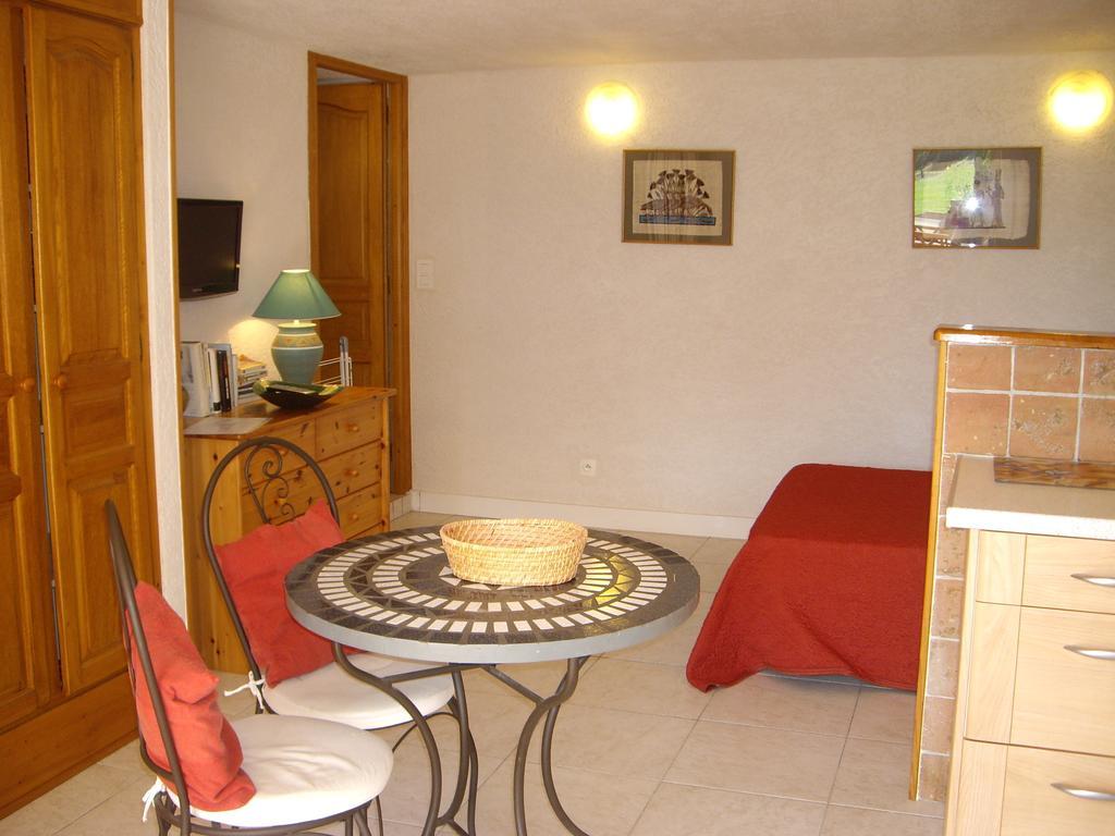 Location Au Coeur Du Vignoble Dominici Therese Appartement