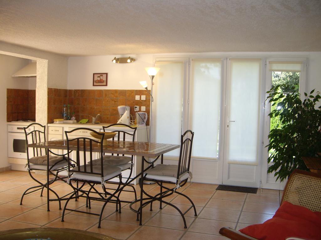 Location Au Coeur Du Vignoble Dominici Therese Appartement